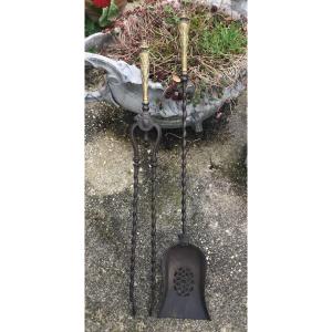 19th Century Iron And Brass Shovel And Tong Set