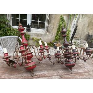 Lustre en bois tourné et laqué