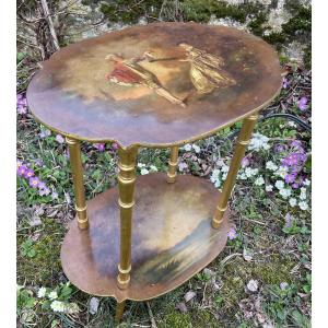 Table volante peinte en vernis Martin , inspirée de Watteau 