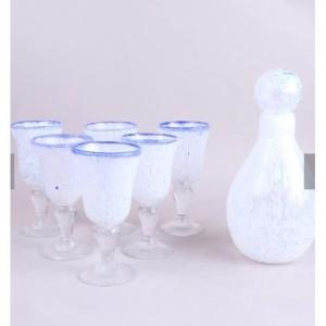 Carafe et 6 verres en verre moucheté