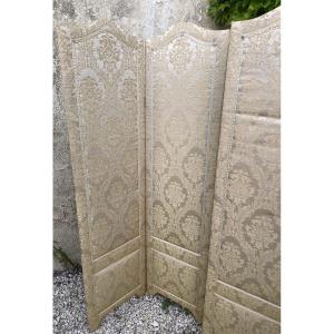 Two-panel Screen Covered In Silk