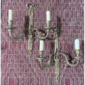 Paire d’appliques en bronze de style Louis XVI ( 40 cm)