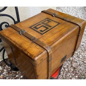 A Gift Set Designed To Look Like A Trunk With Trompe L’oeil Straps