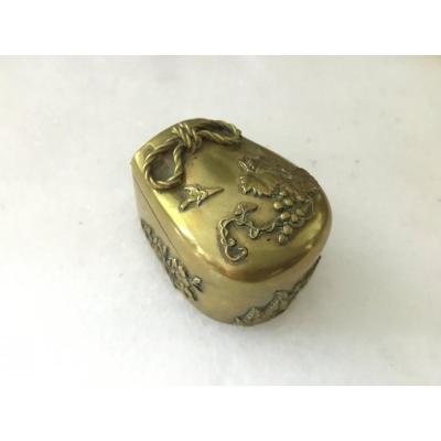 Golden Brass Pill Box, Japan, Edo Period