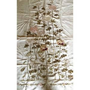 Japanese Embroidery On Silk, Circa 1900