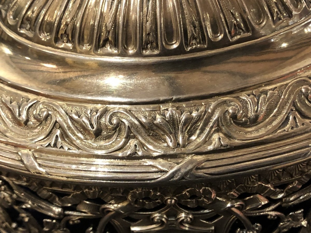 A.m.tallois Et Mainz - Oval Box In Sterling Silver - Minerva Period 19th-photo-1