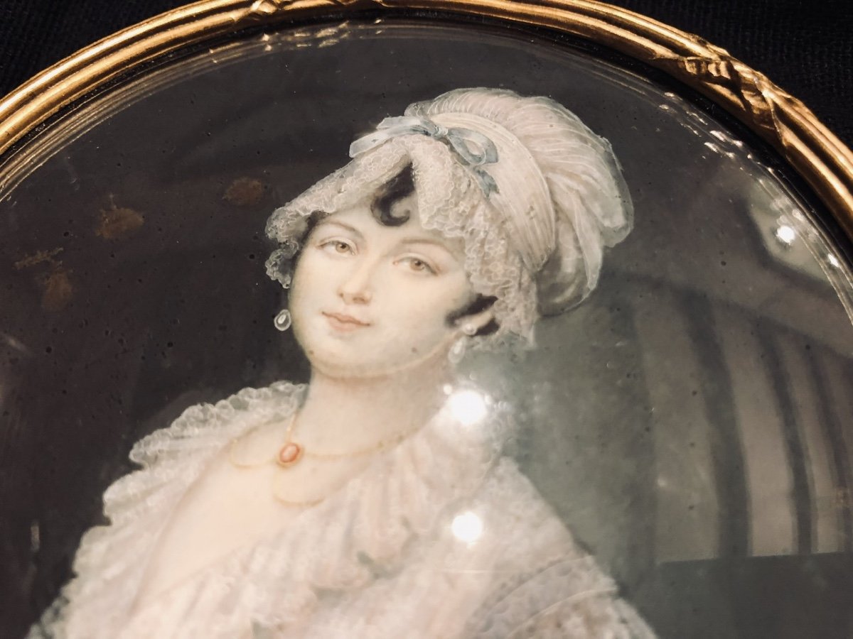 Large Miniature: Portrait Of A Beautiful And Elegant Young Woman French School From The 19th Century -photo-1