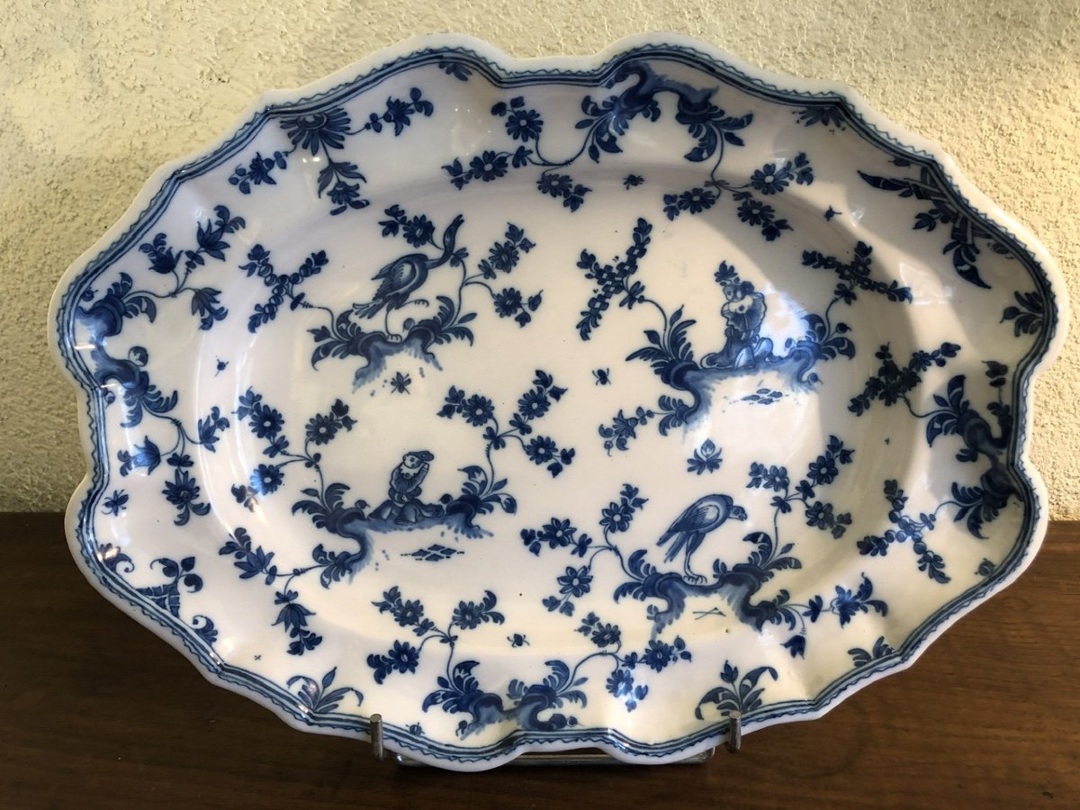 Large Oblong Earthenware Dish From Moustiers (clérissy) XVIII Eme 