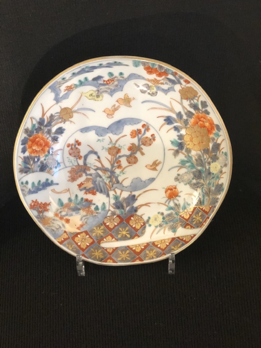 Imari - Assiette En Porcelaine  époque XIX Eme 