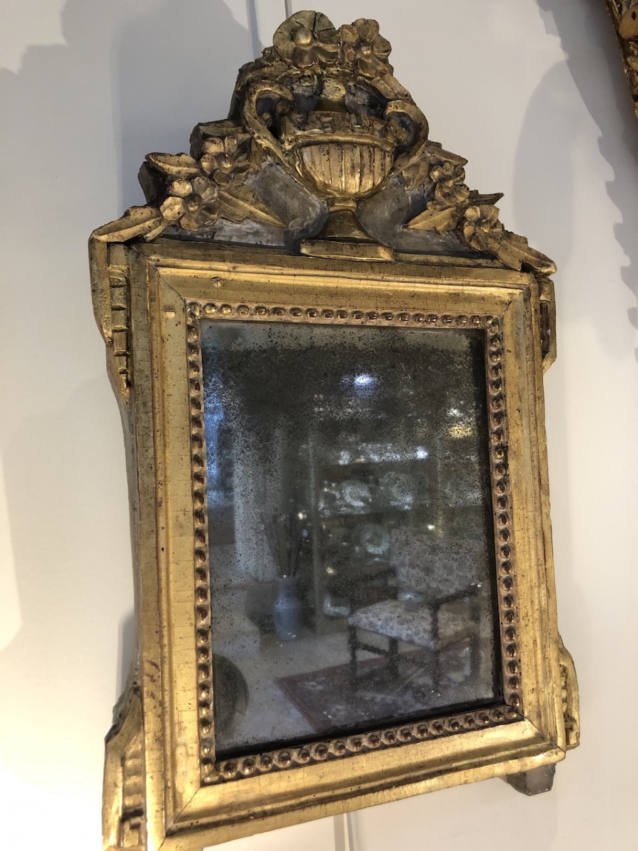 Small Provençal Mirror In Carved And Gilded Wood, Louis XVI Period