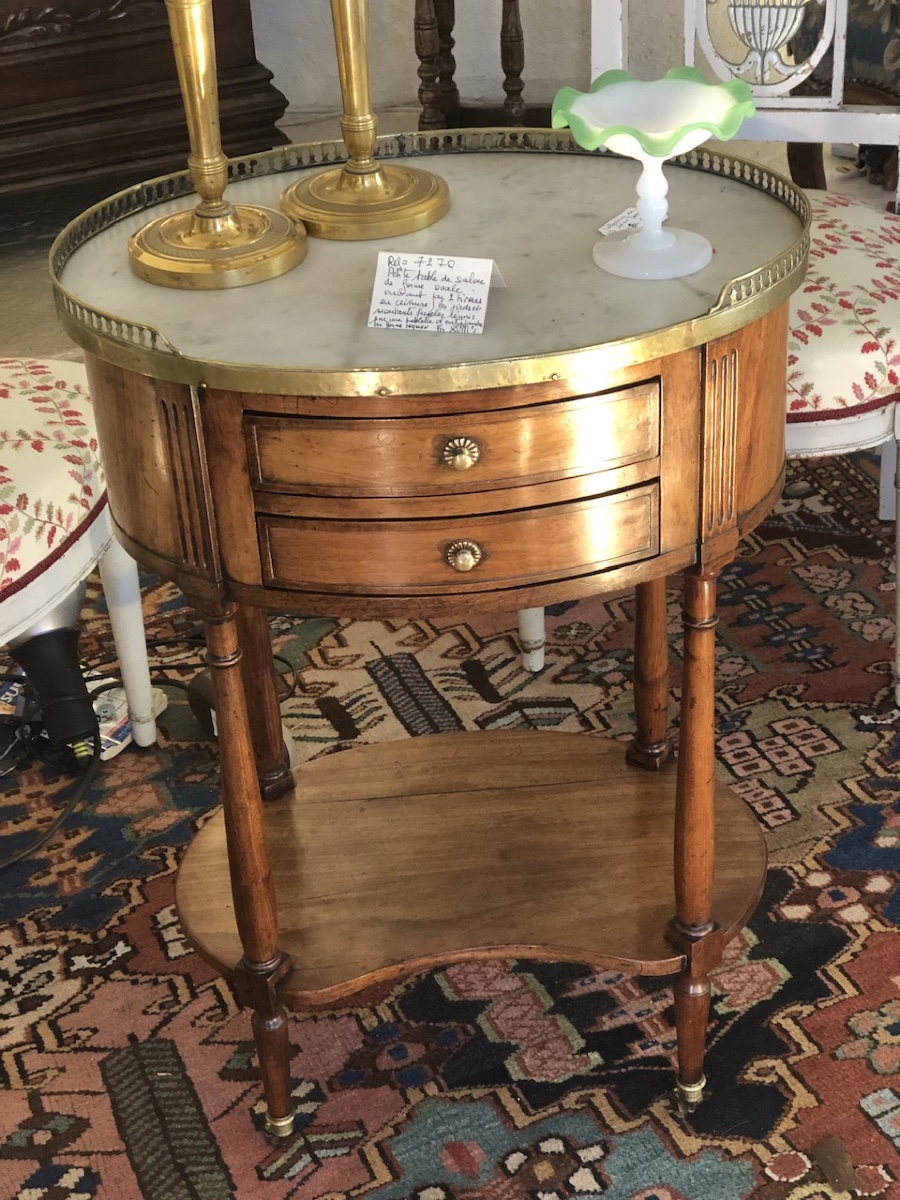 Small Oval-shaped Coffee Table In Mahogany And Mahogany Veneer, Louis XVI Period