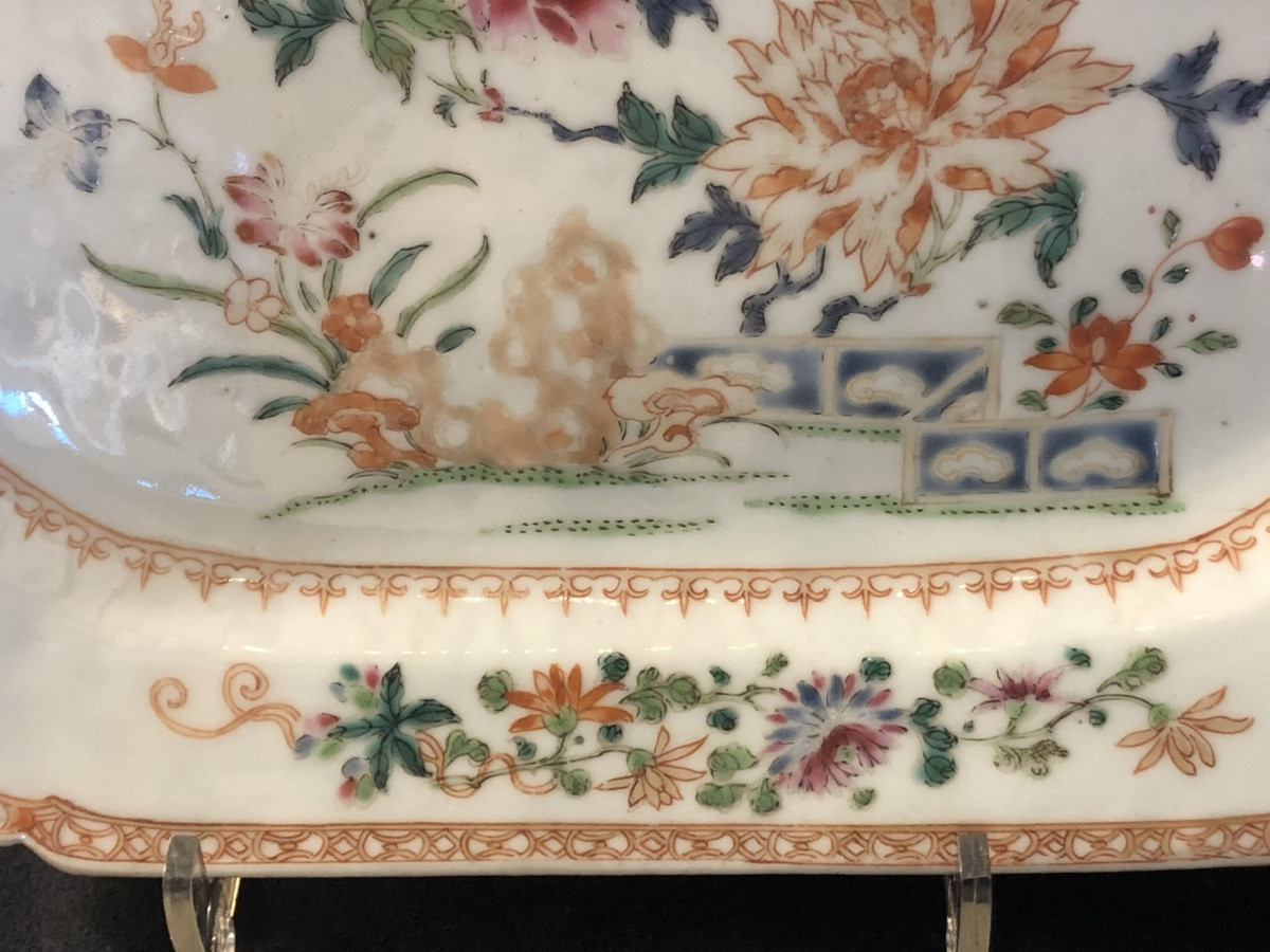 Chine XVIII eme - Plat en porcelaine  décor « Compagnie des Indes »  -photo-3