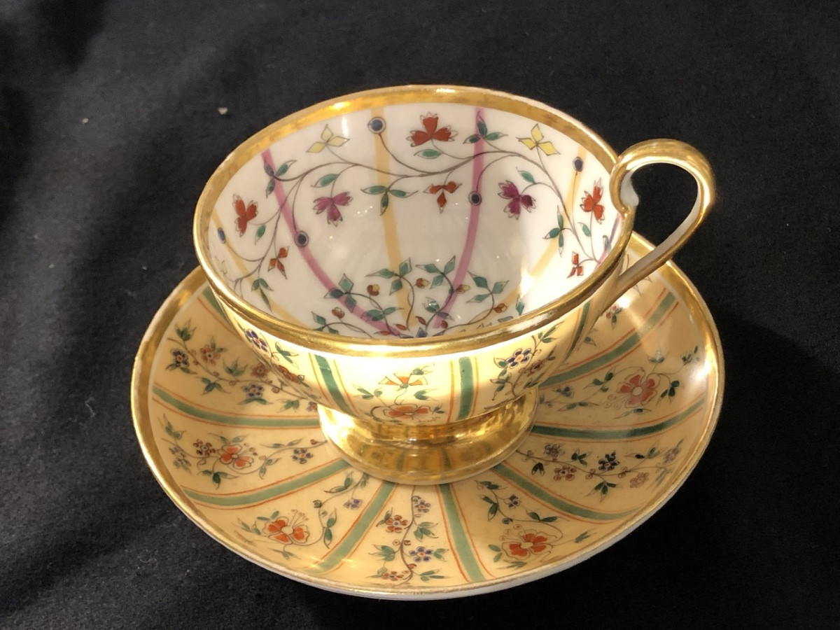 Cup And Saucer In Paris Porcelain, Louis-philippe Period-photo-2