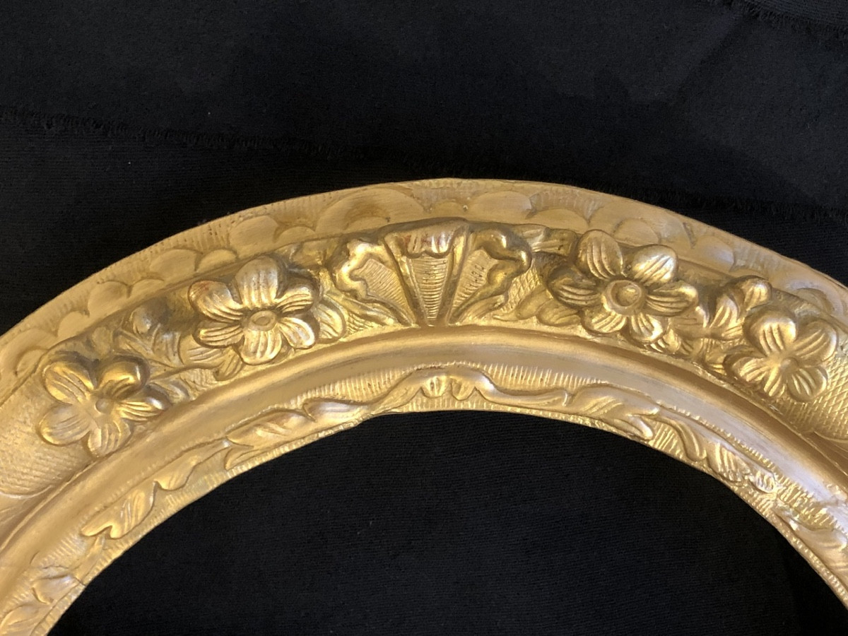 Oval Frame In Carved And Gilded Wood, 19th Century -photo-3