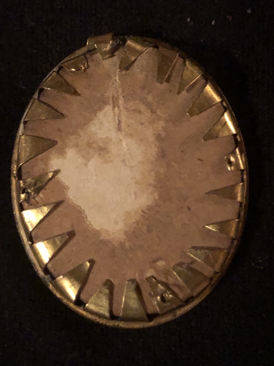 École Française du XVIII eme : Portrait en buste d’un homme de qualité en miniature -photo-3