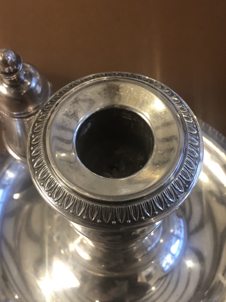 Bougeoir à main et sa mouchette en argent massif époque XIX eme -photo-1