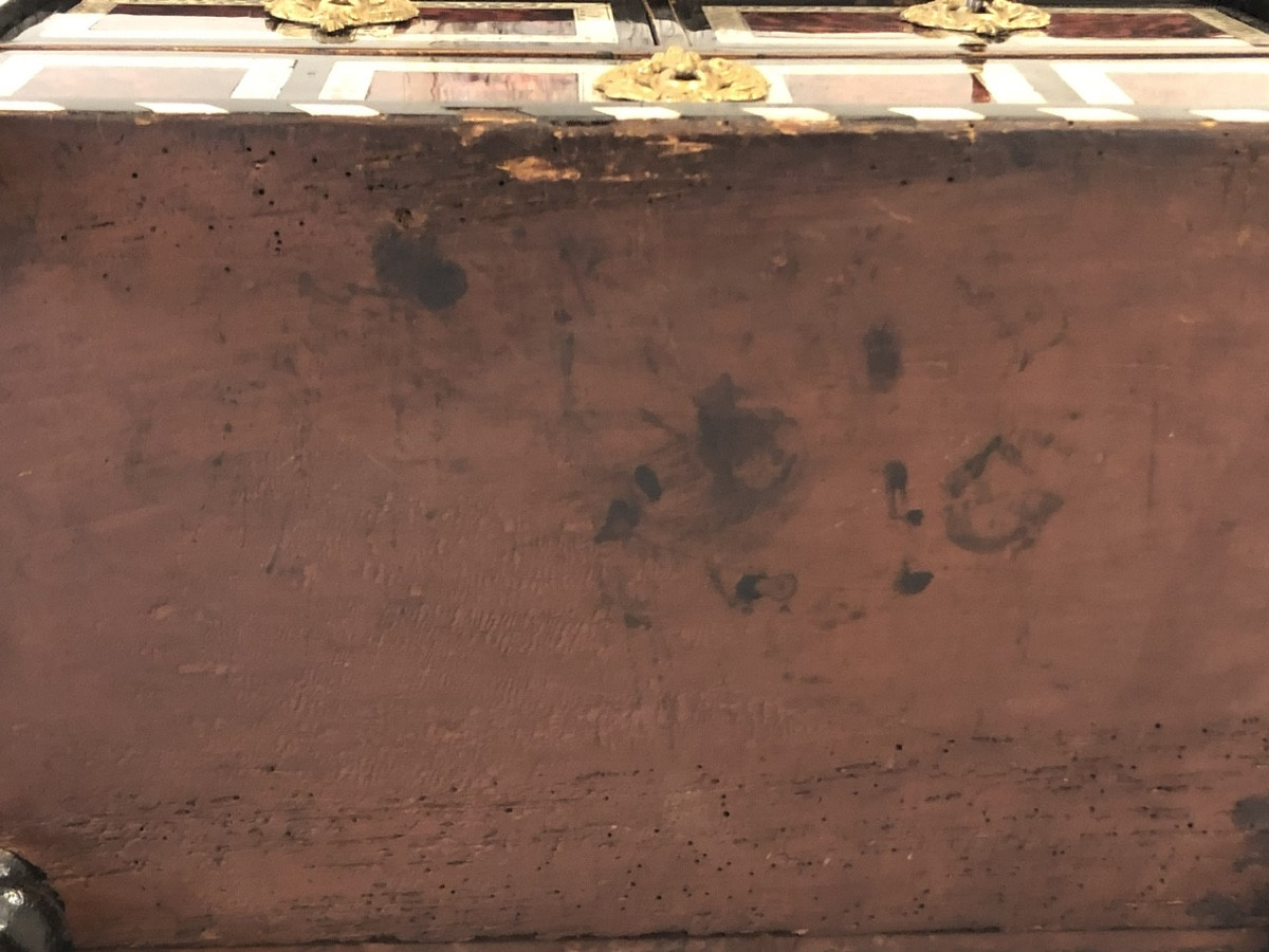 Petit cabinet époque Louis XIV fin XVII éme siècle -photo-3