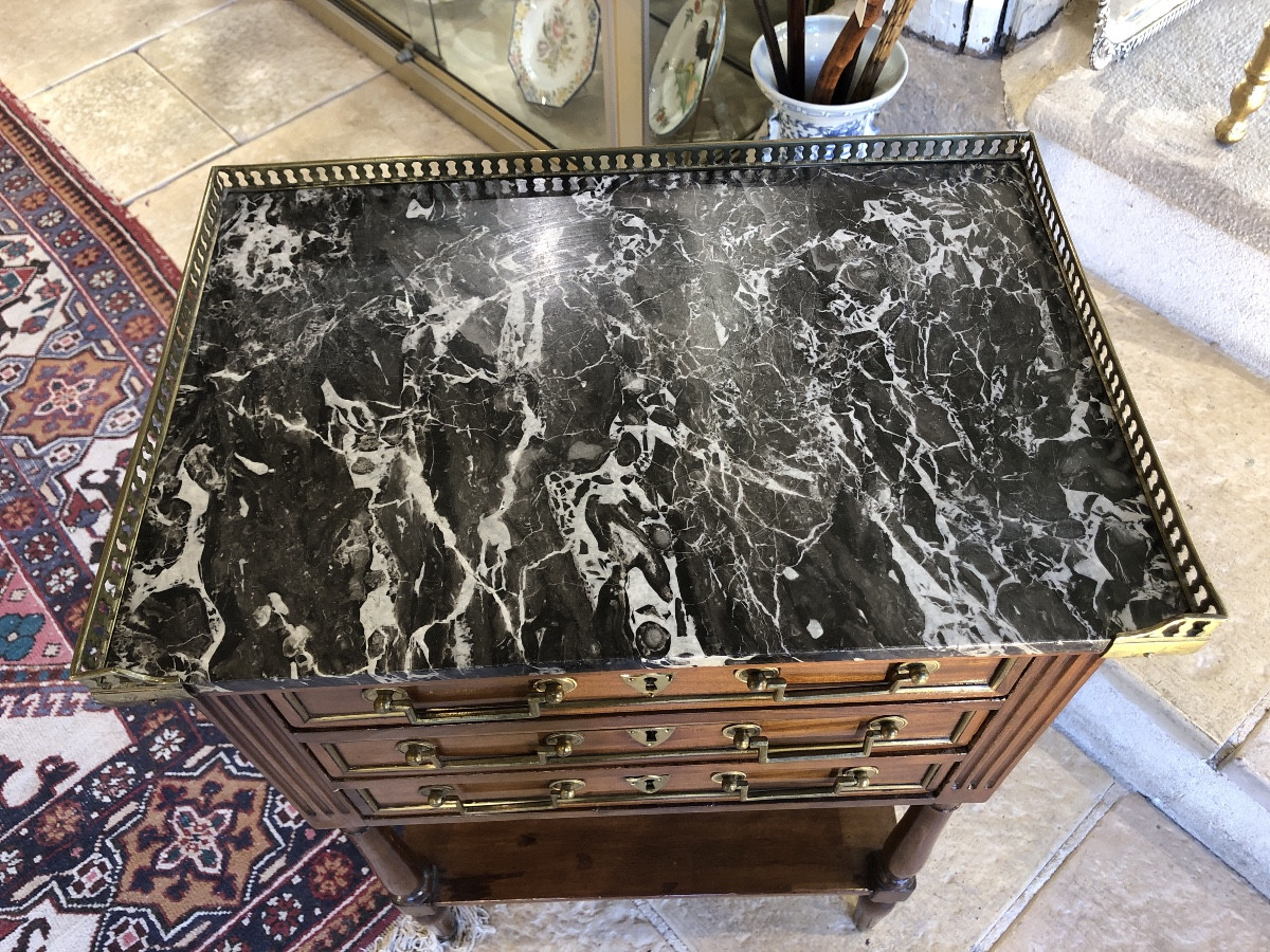 Louis XVI Style Mahogany Coffee Table, Also Known As A "chiffonnière" Table, 18th Century -photo-3