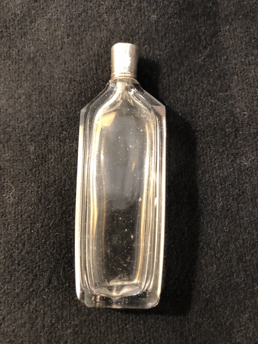 Crystal Salt Flask In Late 18th Century Case-photo-3