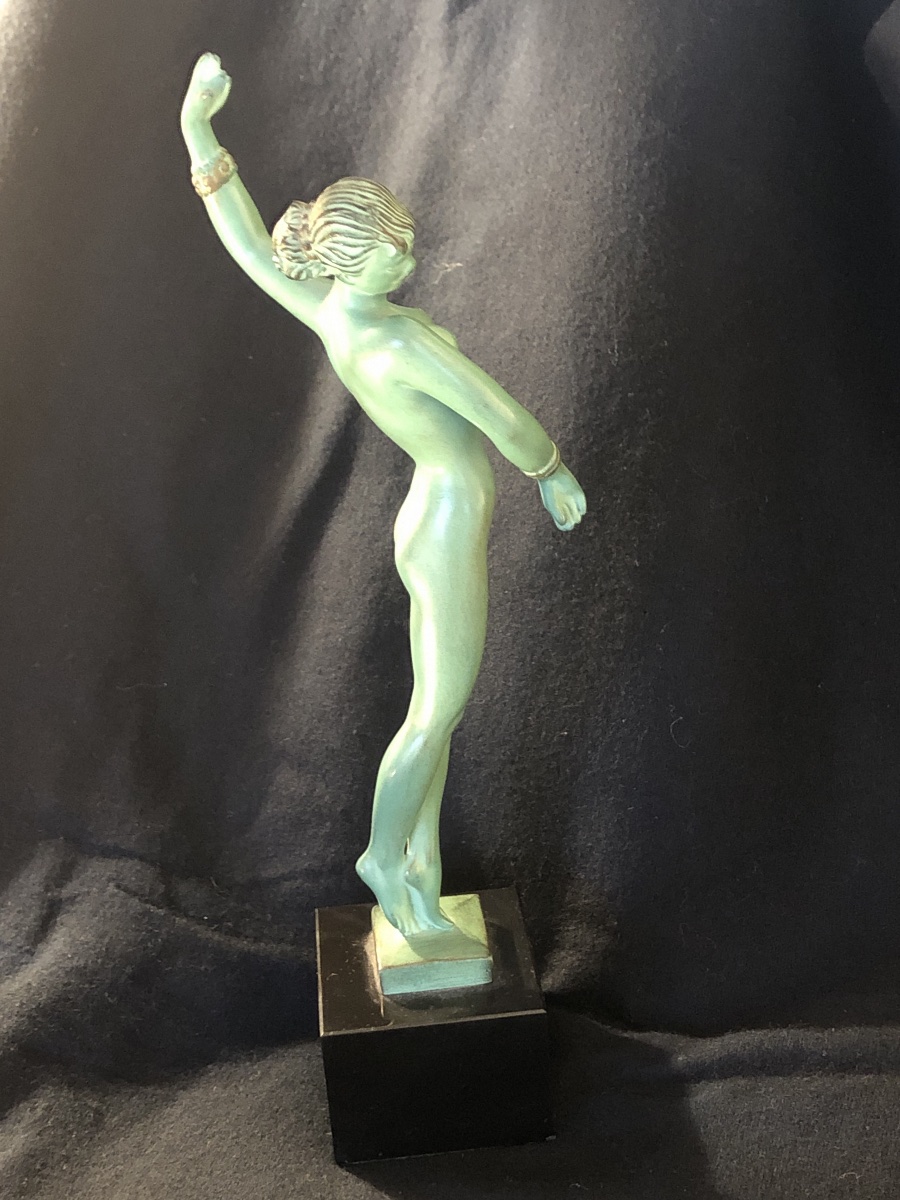 Guerbe Raymonde  ( 1894-1995 ) «  Danseuse Orientale » - fonte d’art -patine verte à l’Antique -photo-3