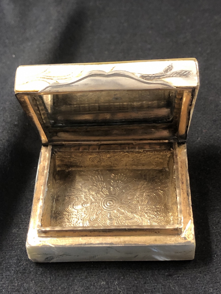 18th-century Silver And Mother-of-pearl Fly Box -photo-4