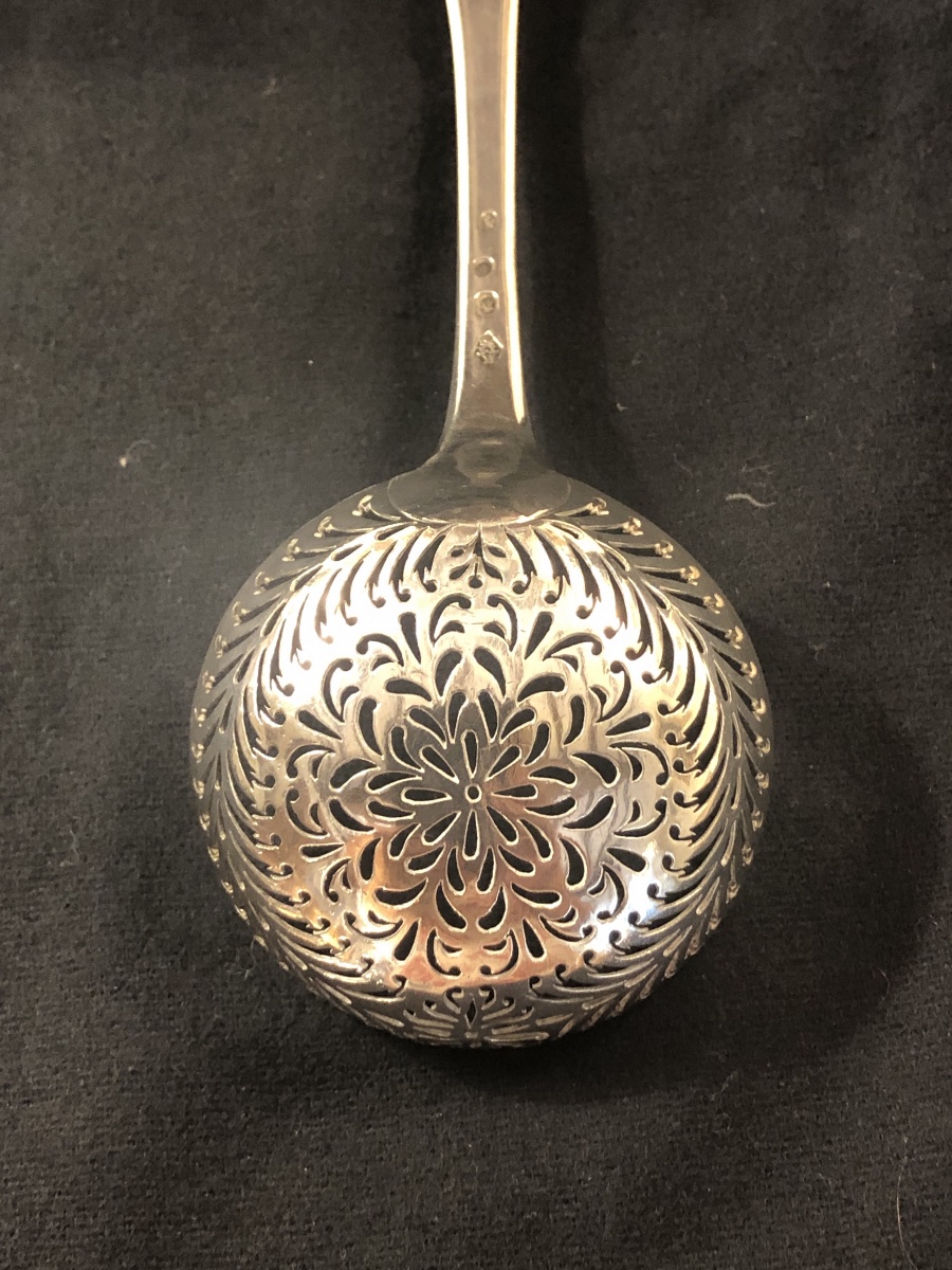 Cuillère saupoudreuse en argent massif  (1809-1819) -photo-4