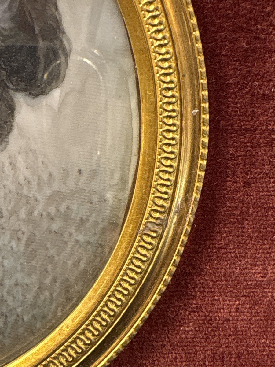 Miniature Portrait Of An Elegant Woman Wearing A Large 19th-century Hat-photo-4