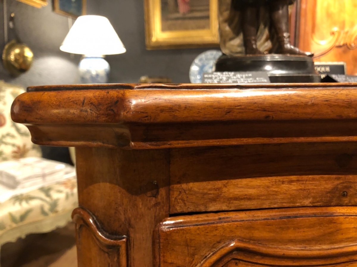Commode Provençale dite «Sauteuse » Nimoise en Noyer 1 ère Moitié Du XVIII Eme Siècle -photo-8