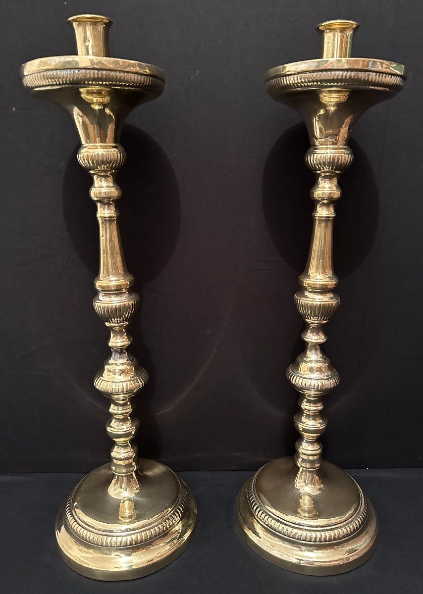 Paire De Pique Cierges Hauts Bougeoirs Bronze Style Louis XIV Fin XVIIIème