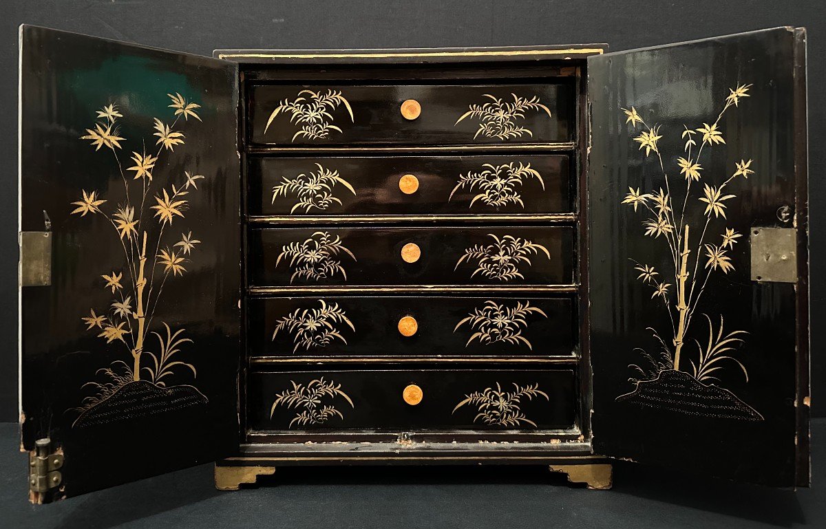 China Small Cabinet In Black Lacquer Late 19th Century-photo-4