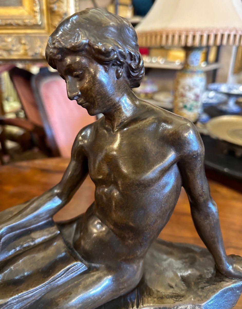 Bronze Jeune Homme Nu Lisant Par Gustave Dussart -photo-2