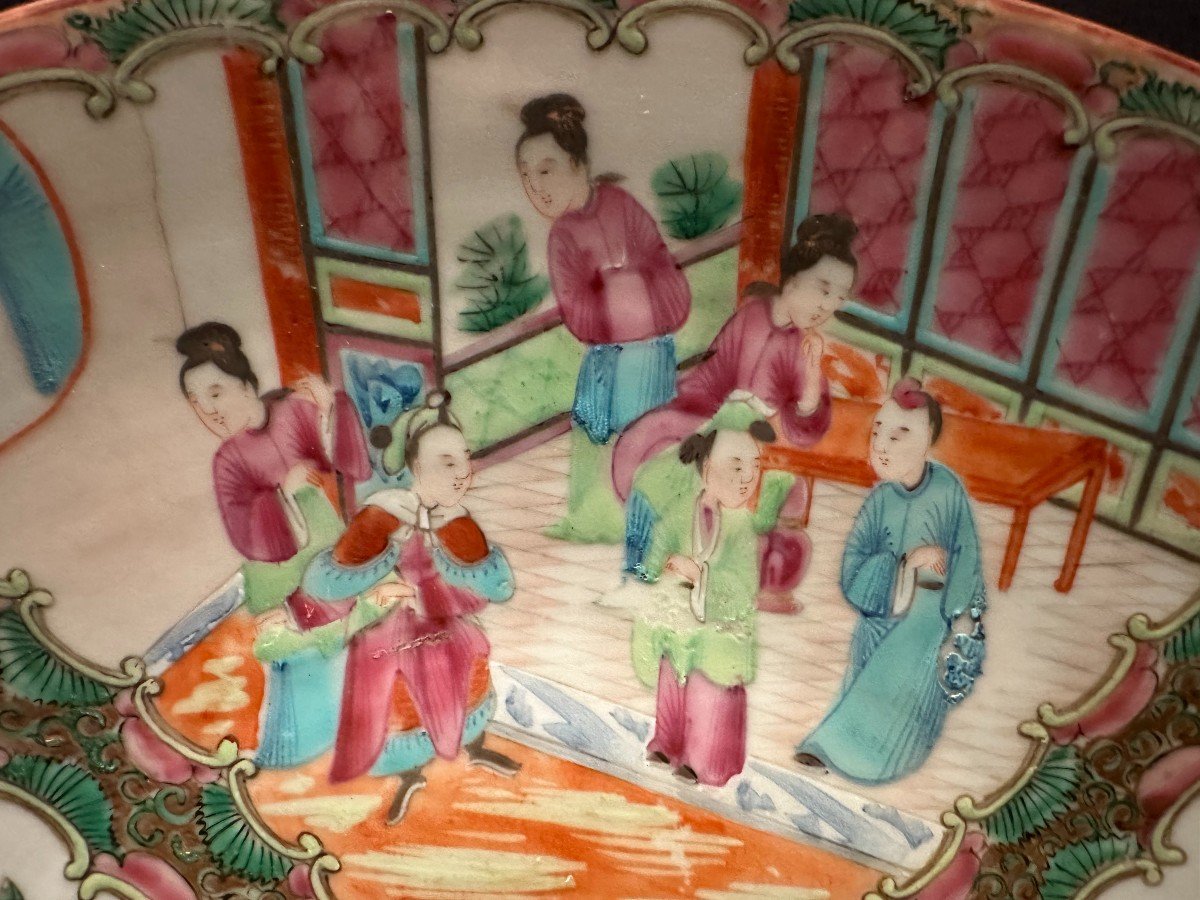 China Large Hollow Porcelain Dish In Canton Enamels Late 19th Century-photo-3