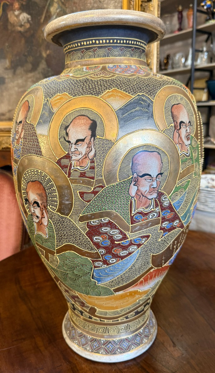 Japon grande paire de vases en faïence de Satsuma 56 cm époque Meiji fin XIXème-photo-1