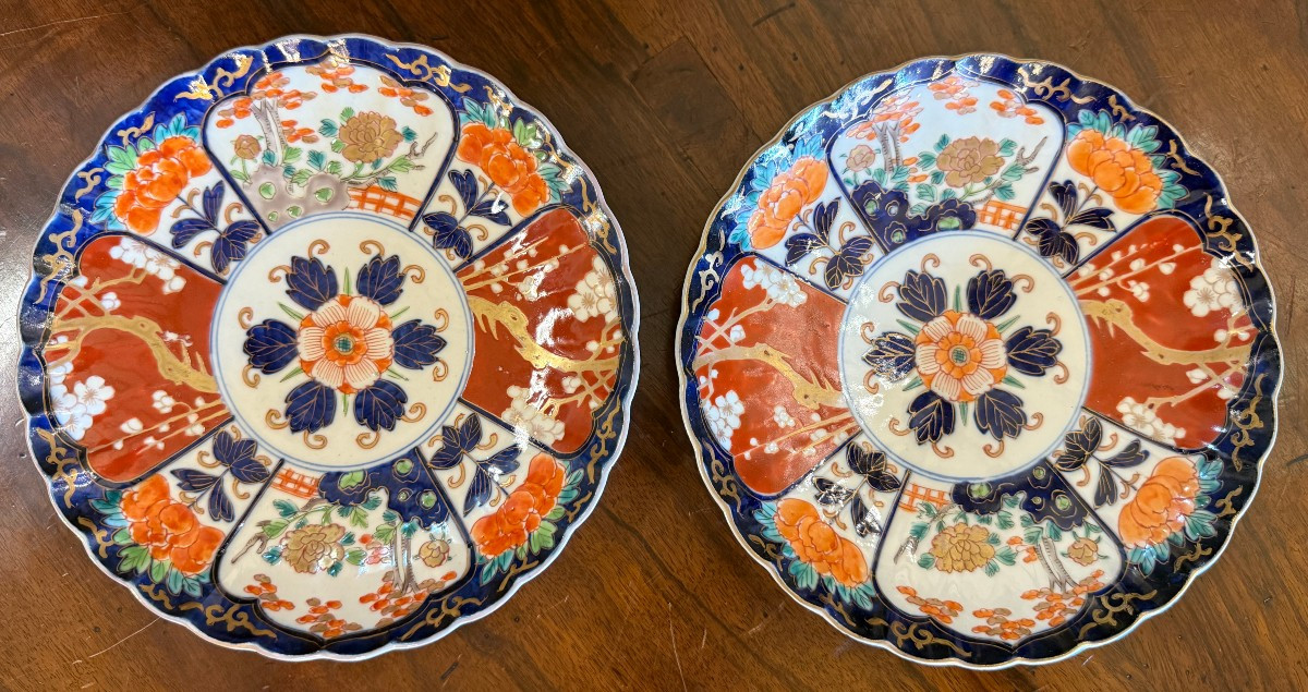 Pair Of Imari Porcelain Plates From The Arita Kilns, Karansha Brand, Japan, Meiji Period, Late 19th Century