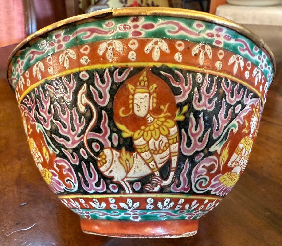 Chine bol en porcelaine Bencharong pour le marché thaïlandais  XIXème-photo-1