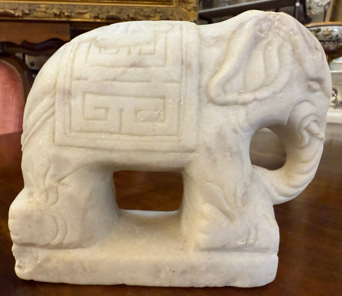 Indochine paire d'éléphants en marbre blanc vers 1930-photo-3
