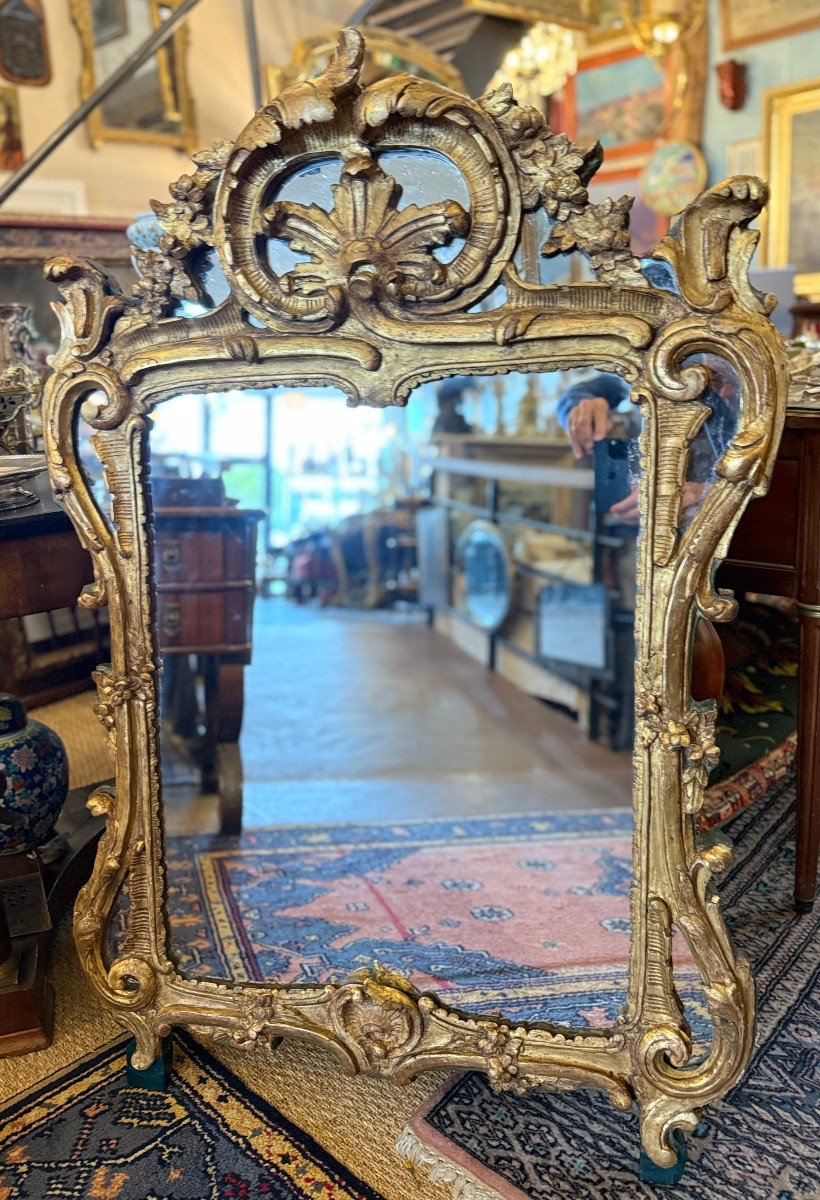 Large Louis XV Mirror In Gilded Wood With Glazing Beads, 18th Century, 117 Cm