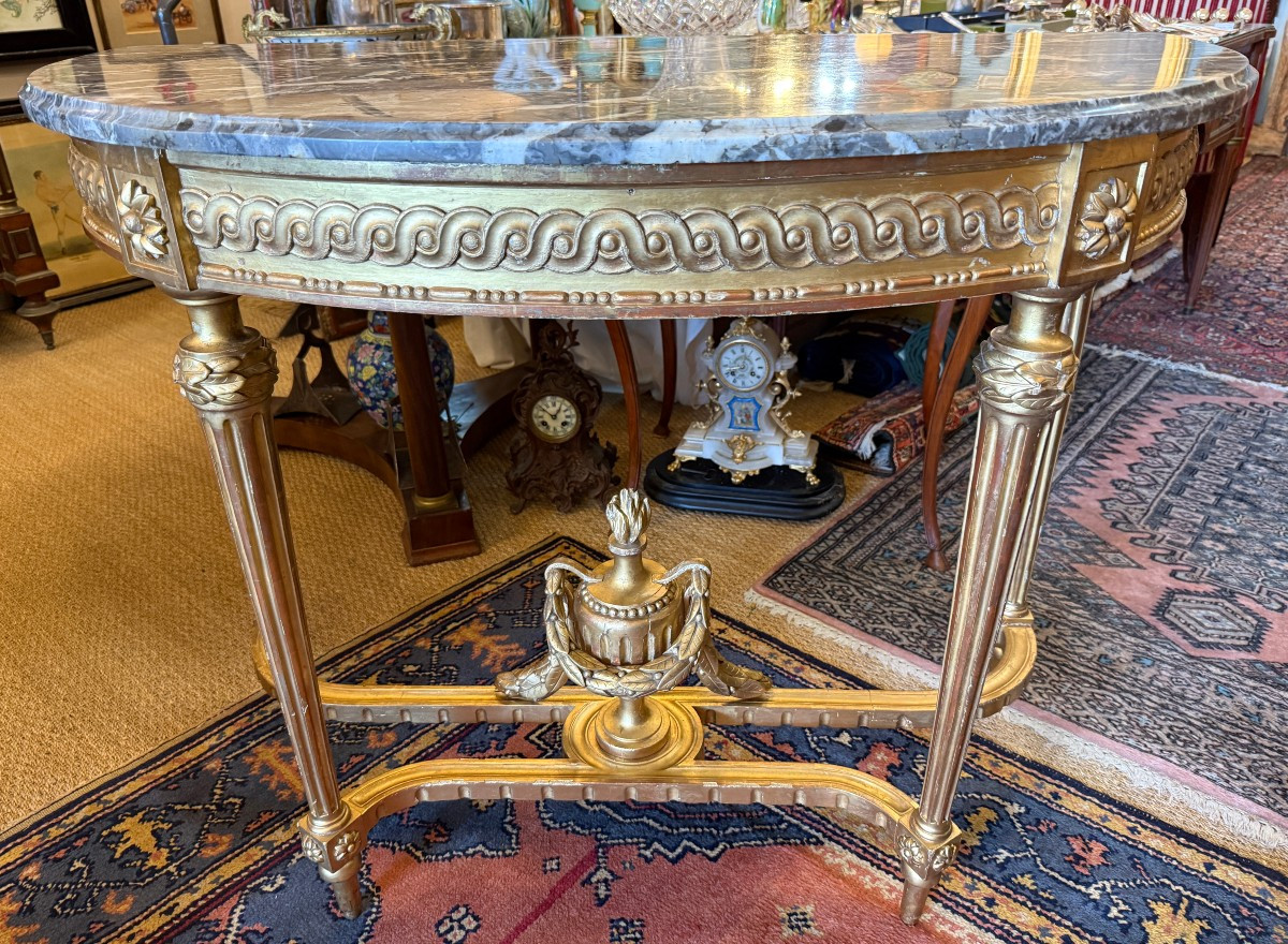 Console Louis XVI demi lune en bois sculpté doré  époque XVIIIème