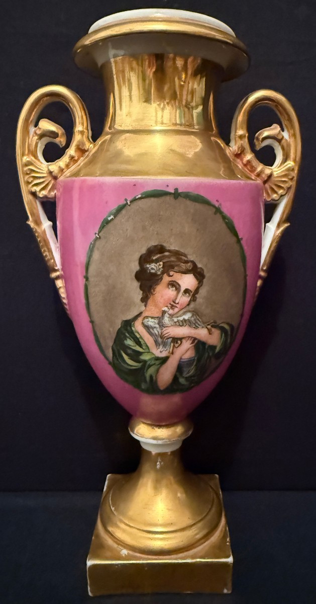 Paire de vases Empire en porcelaine de Paris au décor à l'antique époque Restauration vers 1820-photo-3