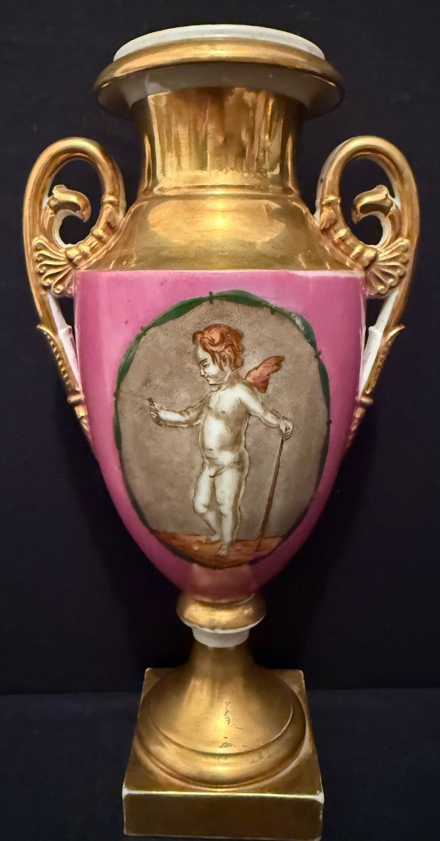 Paire de vases Empire en porcelaine de Paris au décor à l'antique époque Restauration vers 1820-photo-4