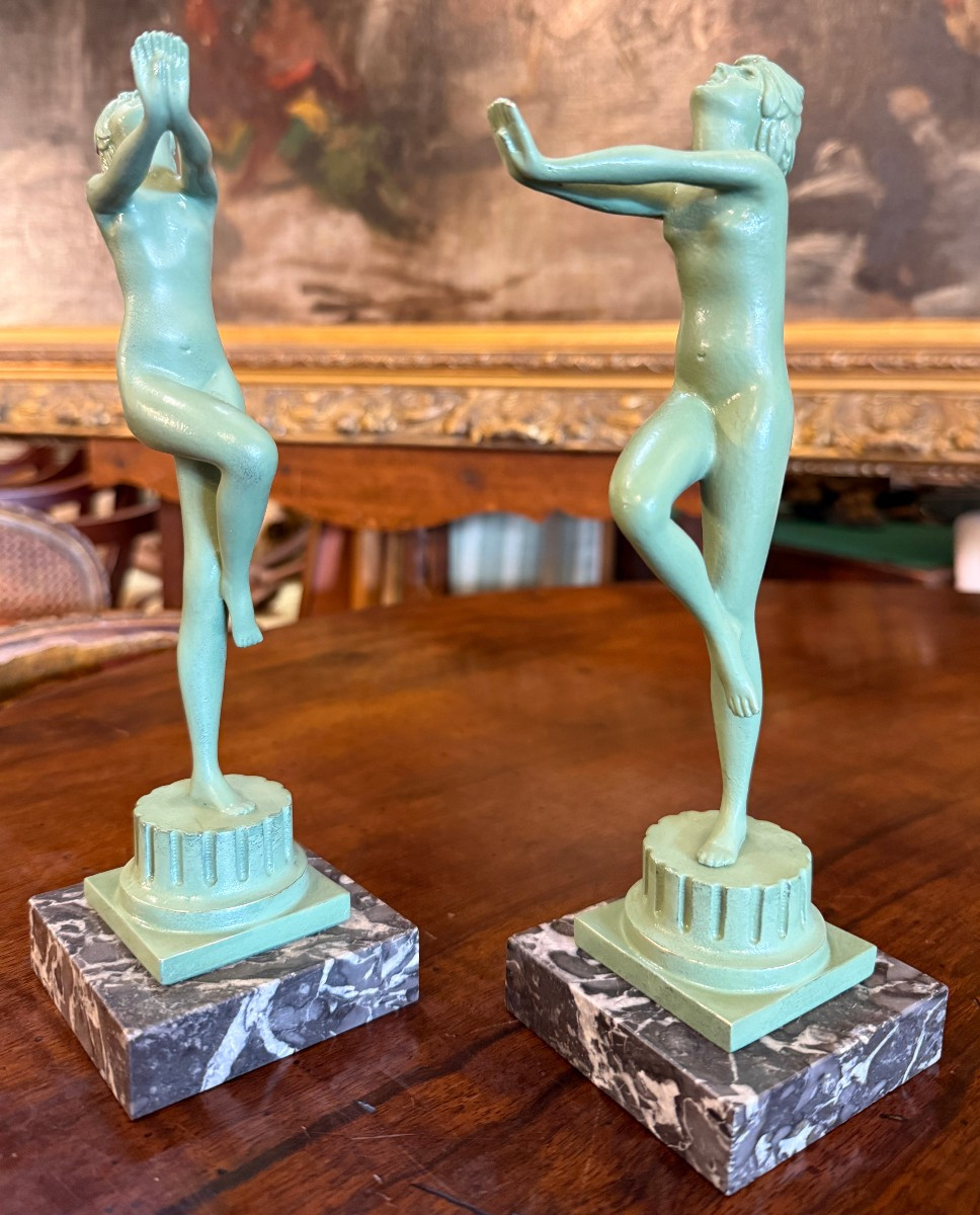 Pair Of Art Deco Bronze Sculptures Of Dancing Nude Women By Serge Zelikson-photo-1
