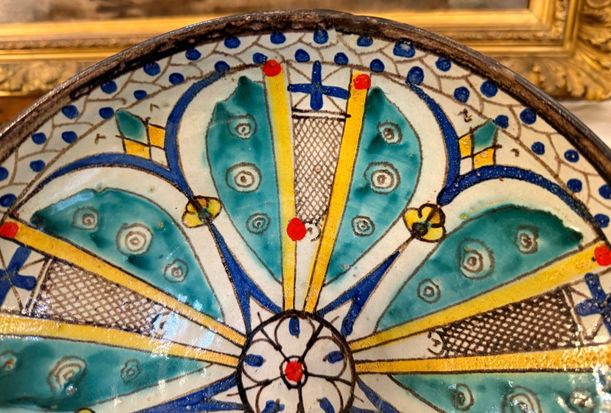 Plat mokhfia en faïence polychrome décor tortue Fès Maroc  fin XIXème-photo-2