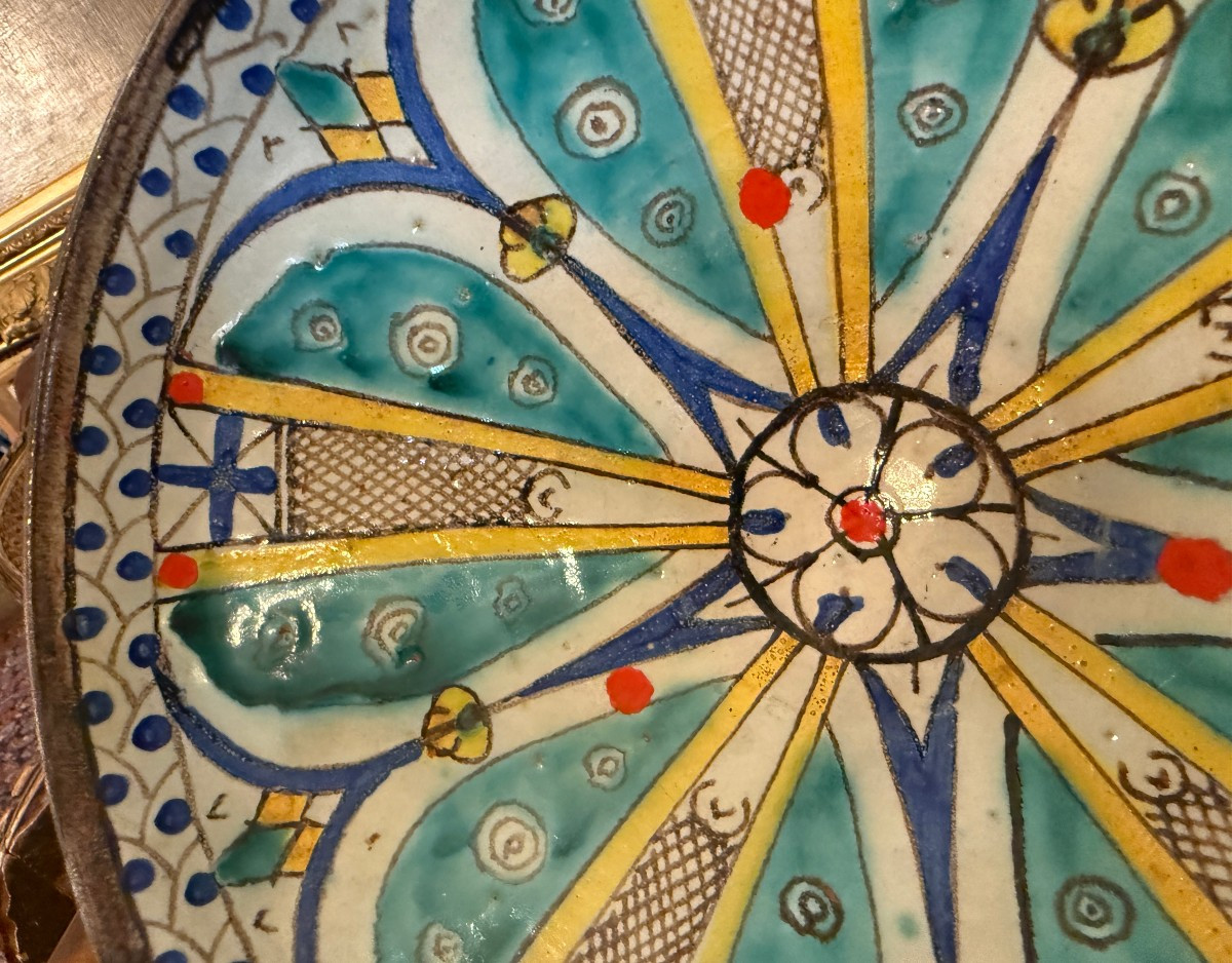 Plat mokhfia en faïence polychrome décor tortue Fès Maroc  fin XIXème-photo-5