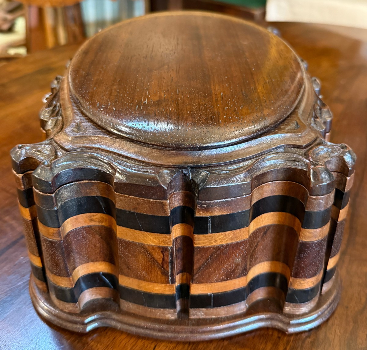 Grand coffret boîte Art Nouveau en bois exotiques XIXème vers 1890-photo-3