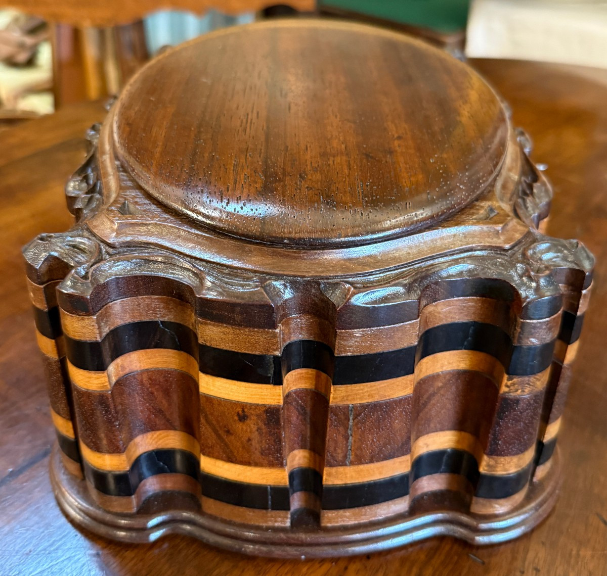 Grand coffret boîte Art Nouveau en bois exotiques XIXème vers 1890-photo-1