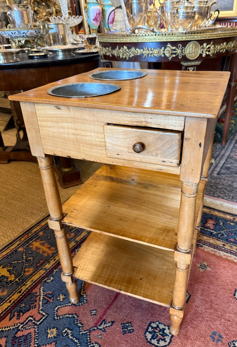 Meuble rafraîchissoir jardinière en merisier époque Directoire fin XVIIIème