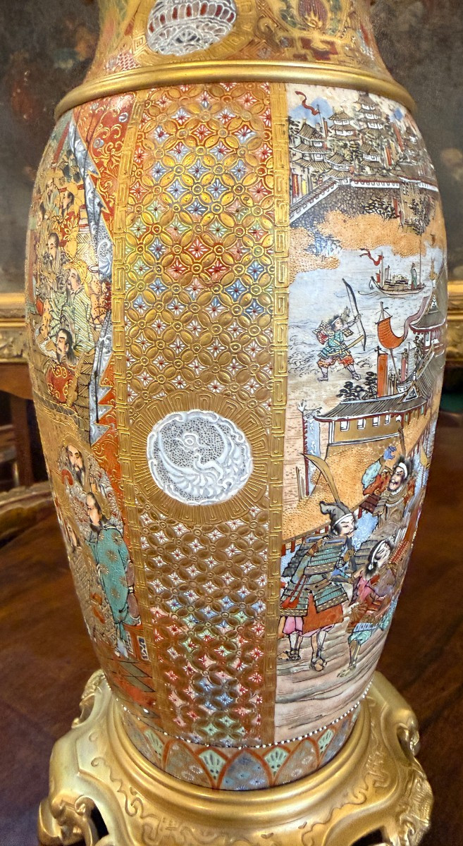 Important Pair Of Satsuma Faience Vases Mounted In Bronze, Japan, Meiji Period, Circa 1880 -photo-4