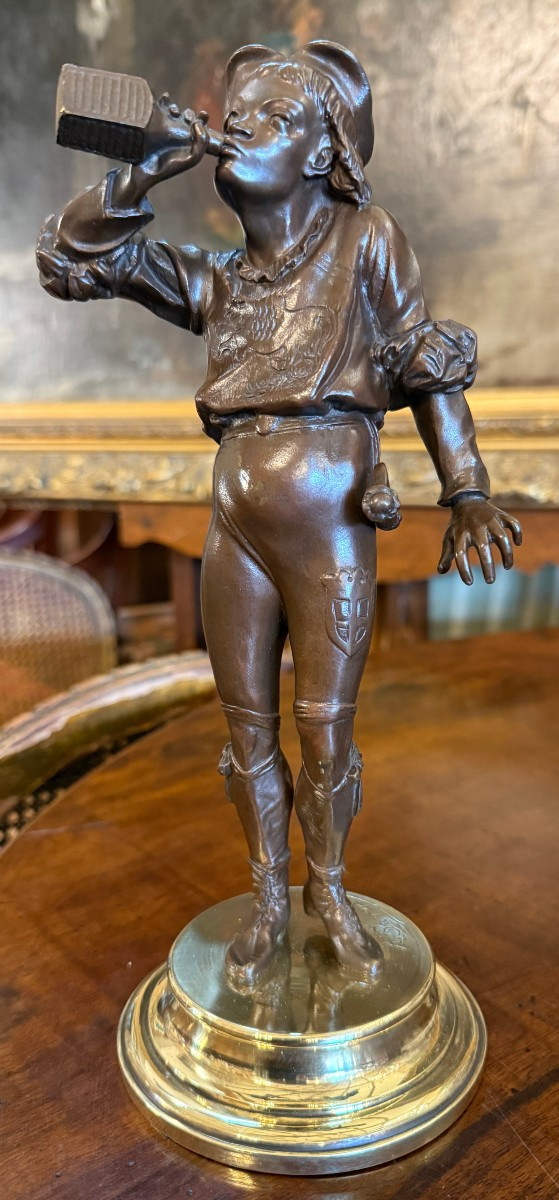 Small Bronze Sculpture Of A Renaissance Man Drinking By Alfred Barye, 19th Century