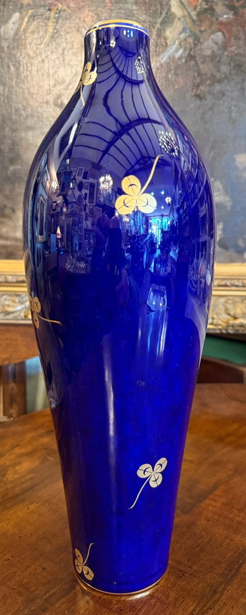 Sèvres Porcelain Vase, Blue Kiln-fired Porcelain, Clover Decoration, 1918