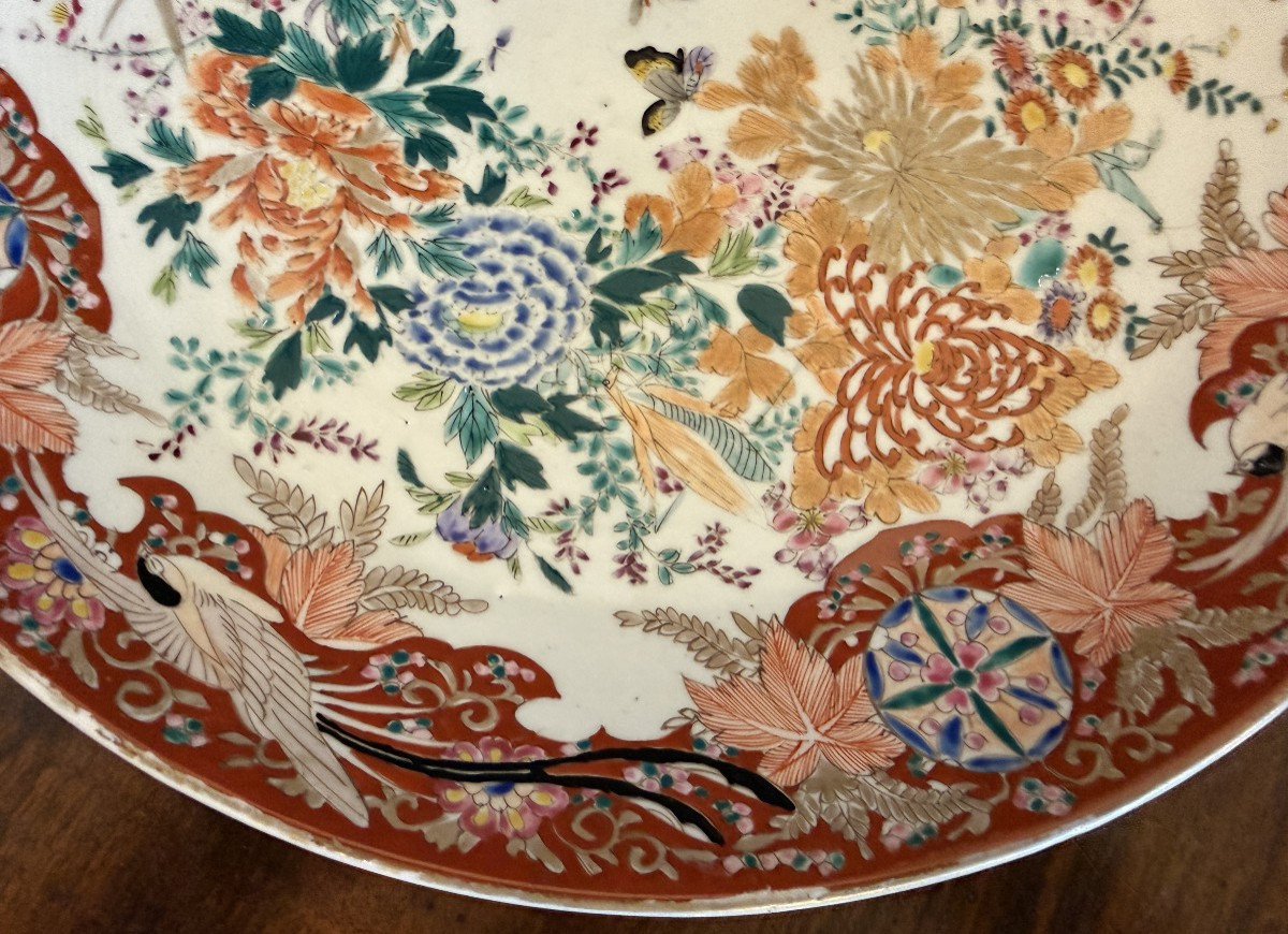 Japon grand plat en porcelaine de Kutani époque Meiji fin XIXème 37,5 cm-photo-1